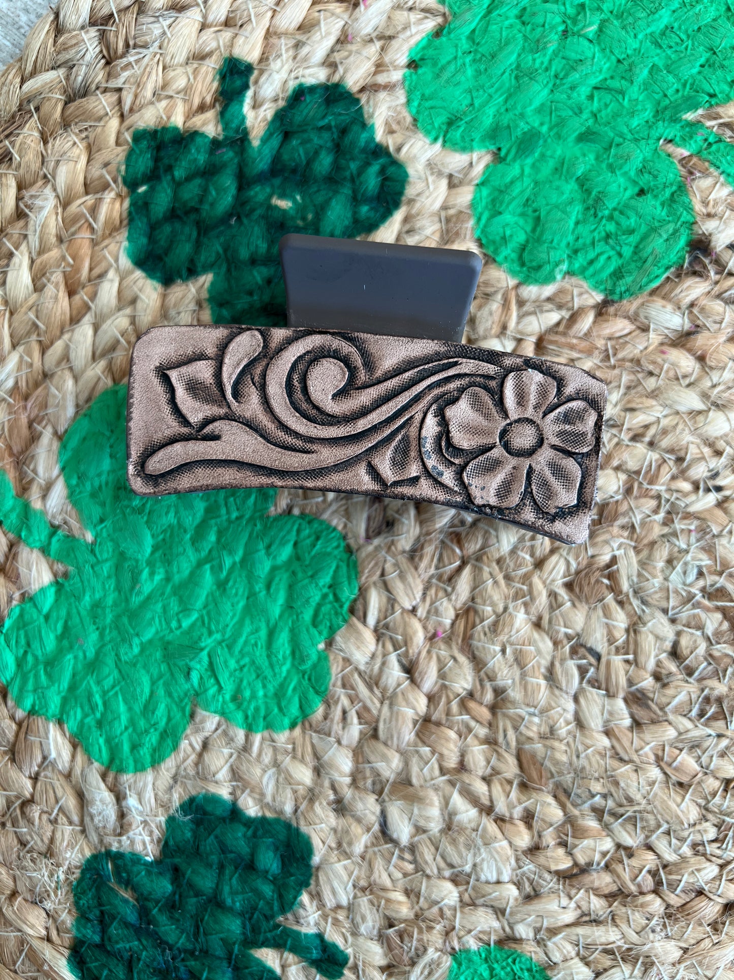 Claw clip